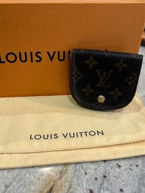 Louis Vuitton Monogram Porte Monnaie Gousset Coin Purse Wallet